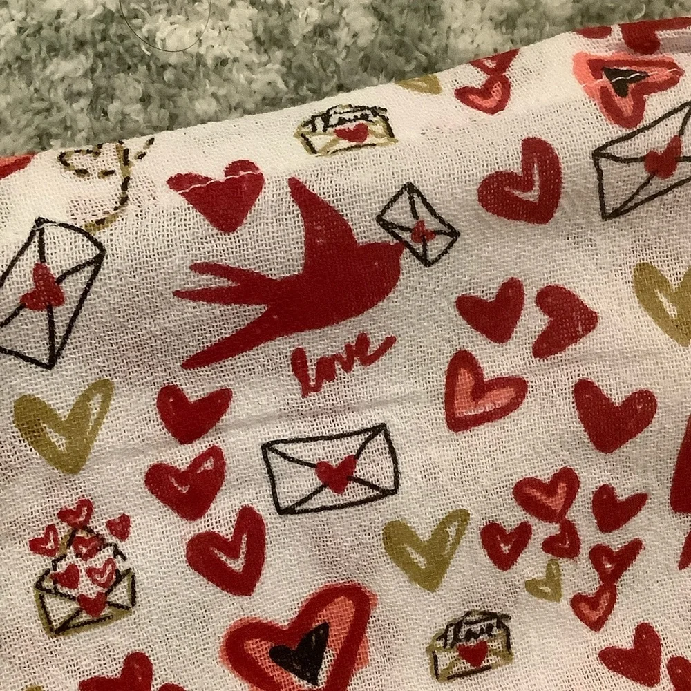 Sur La Table Valentine's Day Heart Print Towel NWT 20x30” Cotton